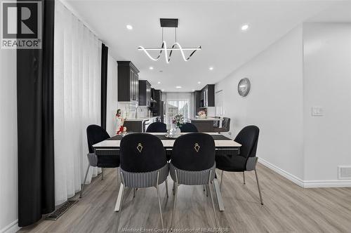 4844 Whitefish Crescent, Windsor, ON - Indoor Photo Showing Dining Room