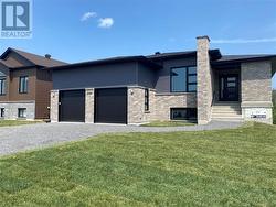 144 Meadowbrook Road Unit# Main Floor  Azilda, ON P0M 1B0