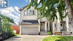 372B HOUNSLOW AVENUE  Toronto, ON M2R 1H6