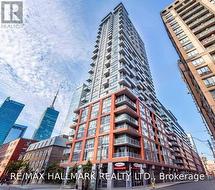 2703 - 126 SIMCOE STREET Toronto, ON M5H 4E6