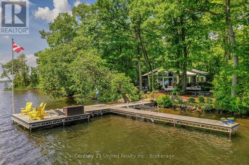 7004 ISLAND 70  Trent Lakes, ON K0L 1T0
