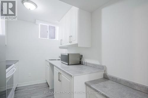 Bsmt - 570 Springview Drive, Pickering, ON - Indoor Photo Showing Kitchen