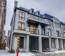 31 GLOBEMASTER LANE  Richmond Hill, ON L4E 1H4
