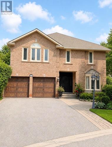 45 MIRANDA COURT E  Vaughan, ON L4J 7W5