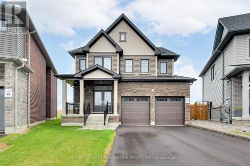 13 ABBEY CRESCENT  Barrie, ON L9J 0W9