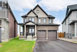 13 ABBEY CRESCENT  Barrie, ON L9J 0W9