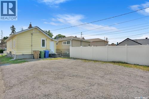 2022 Elliott Street, Regina, SK - Outdoor