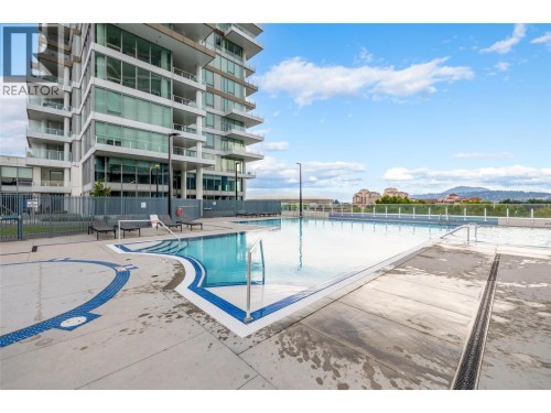 Family Pool - 1191 Sunset Drive Unit# 609, Kelowna, BC - Outdoor With In Ground Pool