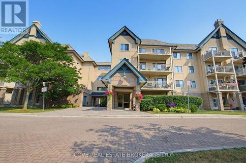 203 - 511 Gainsborough Road, London North (North F), ON - Outdoor With Facade