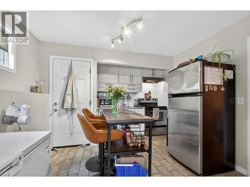 2490 Sexsmith Road, Kelowna, BC - Indoor