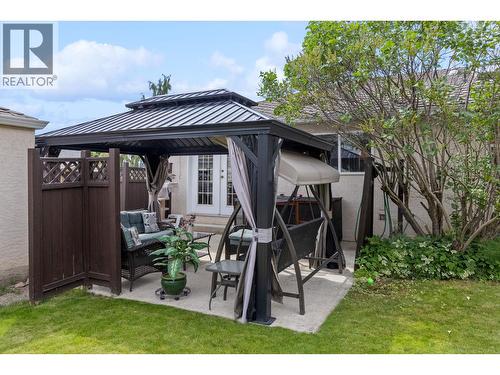 280 Cosens Court, Kelowna, BC - Outdoor