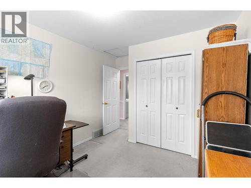 280 Cosens Court, Kelowna, BC - Indoor Photo Showing Office