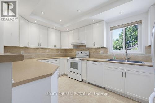 3380 Uplands Drive, Ottawa, ON - Indoor Photo Showing Kitchen With Double Sink