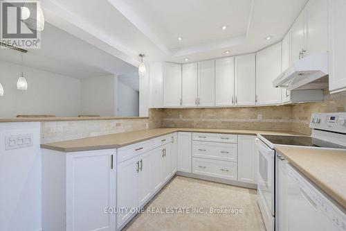 3380 Uplands Drive, Ottawa, ON - Indoor Photo Showing Kitchen