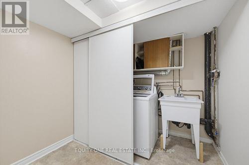 3380 Uplands Drive, Ottawa, ON - Indoor Photo Showing Laundry Room