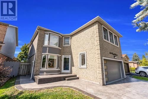 6200 Osprey Boulevard, Mississauga, ON - Outdoor