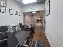 204 - 7181 YONGE STREET Markham, ON L3T 0C7