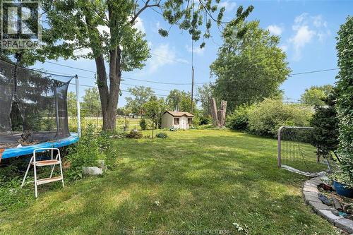 1664 Greenview Crescent, Windsor, ON - Outdoor