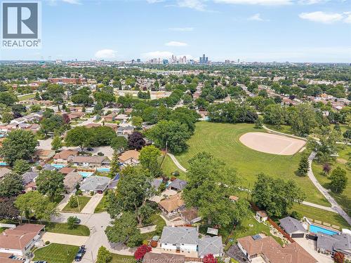 1664 Greenview Crescent, Windsor, ON - Outdoor With View