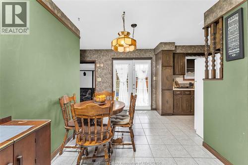 1664 Greenview Crescent, Windsor, ON - Indoor Photo Showing Dining Room