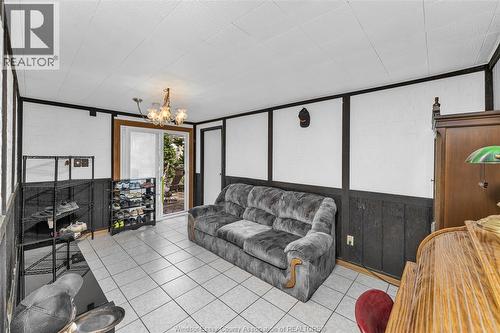 1664 Greenview Crescent, Windsor, ON - Indoor