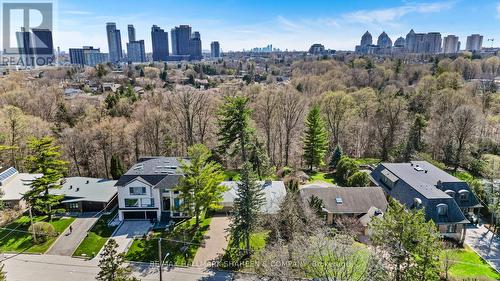 45 HI MOUNT DRIVE , Toronto, Ontario M2K 1X3 5
