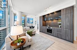 1806 - 15 MERCER STREET Toronto, ON M5V 1H2