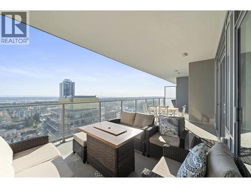 2904 6383 MCKAY AVENUE  Burnaby, BC V5H 0H8
