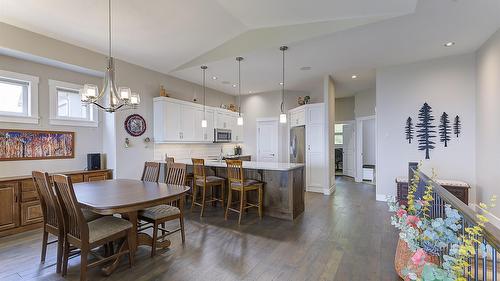 2-1836 Tower Ranch Boulevard, Kelowna, BC - Indoor Photo Showing Dining Room