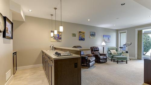 2-1836 Tower Ranch Boulevard, Kelowna, BC - Indoor