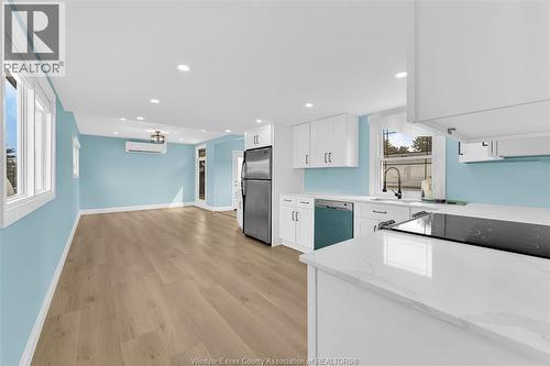 77 Julie Lane, Lakeshore, ON - Indoor Photo Showing Kitchen