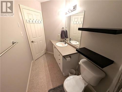 2472 Bancroft Drive, Sudbury, ON - Indoor Photo Showing Bathroom