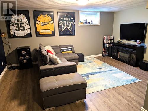 2472 Bancroft Drive, Sudbury, ON - Indoor