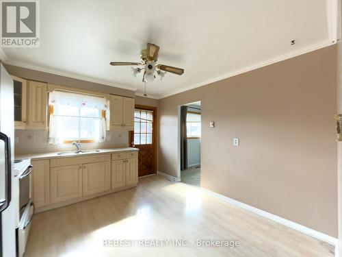 98 Cobblehill Road, Halton Hills, ON - Indoor Photo Showing Kitchen With Double Sink