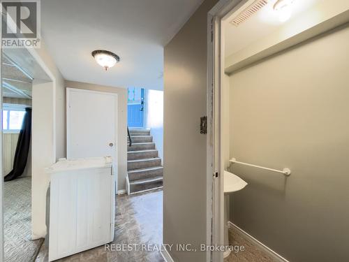 98 Cobblehill Road, Halton Hills, ON - Indoor Photo Showing Other Room