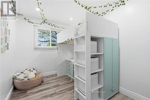 16 - 1420 Garth Street, Hamilton, ON - Indoor