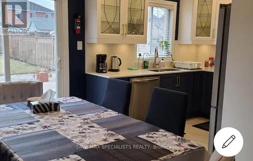 1393 Inuit Trail, Mississauga, ON - Indoor