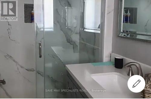 1393 Inuit Trail, Mississauga, ON - Indoor Photo Showing Bathroom