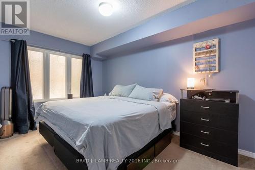 Th# 137 - 25 Turntable Crescent, Toronto, ON - Indoor Photo Showing Bedroom