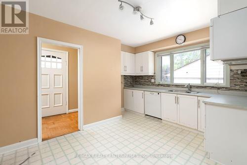 Kitchen - 52 Briarwood Avenue, Mississauga, ON - Indoor Photo Showing Kitchen With Double Sink