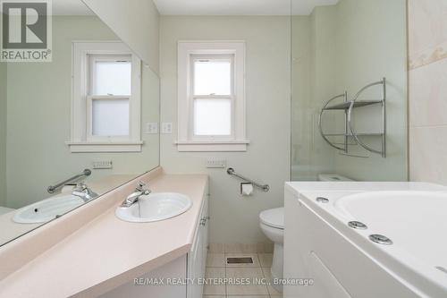 Main floor 3pc bath - 52 Briarwood Avenue, Mississauga, ON - Indoor Photo Showing Bathroom