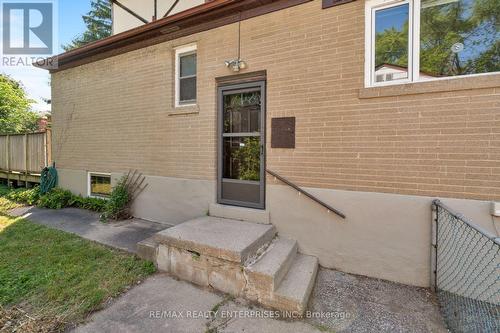 Separate entrance - 52 Briarwood Avenue, Mississauga, ON - Outdoor With Deck Patio Veranda With Exterior