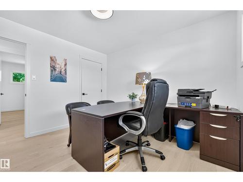 6011 93A Av Nw, Edmonton, AB - Indoor Photo Showing Office
