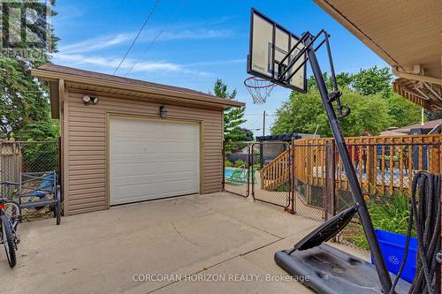 744 Birchwood Avenue, Cambridge, ON - Outdoor With Exterior