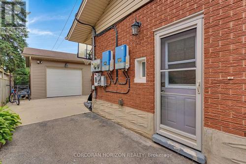 744 Birchwood Avenue, Cambridge, ON - Outdoor With Exterior