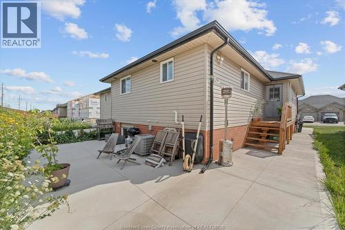 3185 Viola Crescent, Windsor, ON - Outdoor