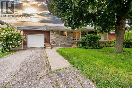 15 SPRINGBANK DRIVE  St. Catharines (Ridley), ON L2S 2K1