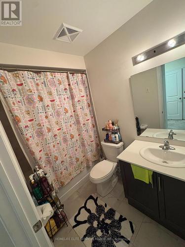 485 Beresford Path, Oshawa, ON - Indoor Photo Showing Bathroom