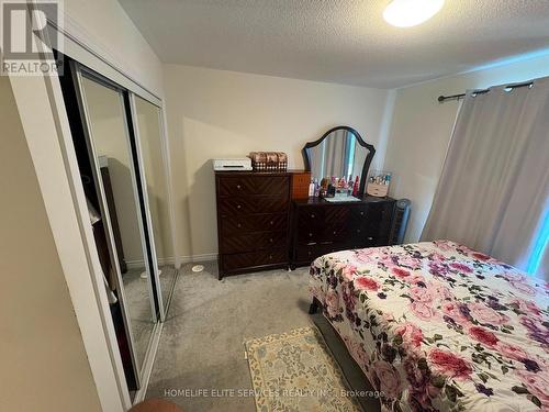 485 Beresford Path, Oshawa, ON - Indoor Photo Showing Bedroom