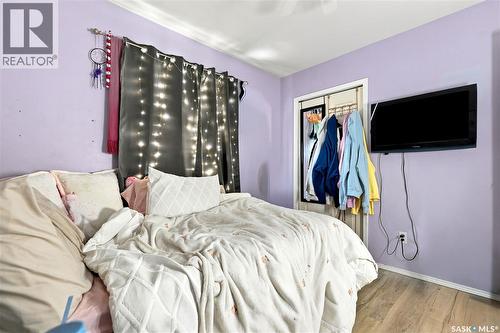 239 Manning Crescent, Saskatoon, SK - Indoor Photo Showing Bedroom